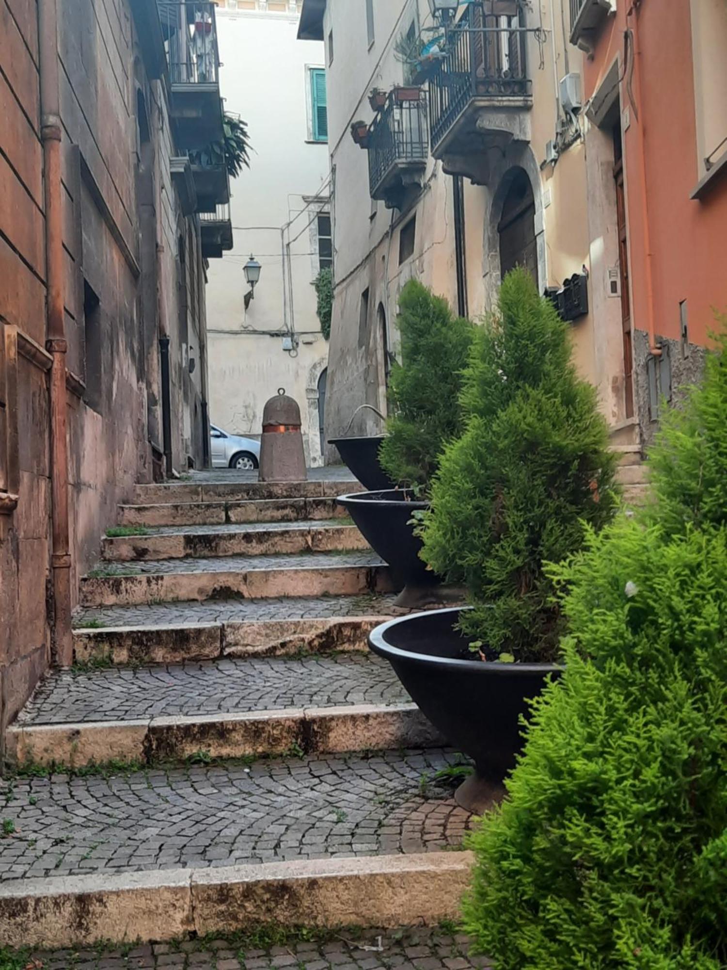 Casa A Scale Villa Sulmona Eksteriør bilde